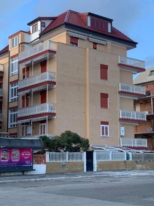 Rome'S Harbour All Year Lido di Ostia Exterior foto